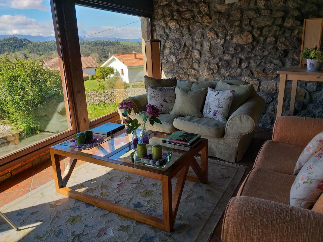 Posada Rural Entreโกมิญาส ภายนอก รูปภาพ