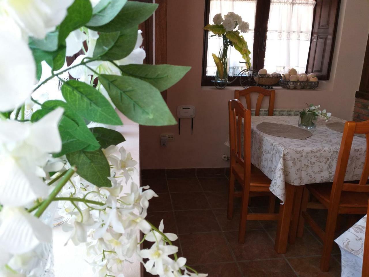 Posada Rural Entreโกมิญาส ภายนอก รูปภาพ